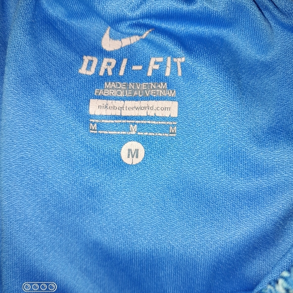 Nike Women's shorts Sz Med - Picture 3 of 3